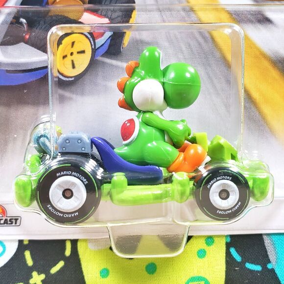 Hot Wheels Character Cars MarioKart Super Mario Yoshi Pipe Frame 1:64 NOC - Picture 5 of 5